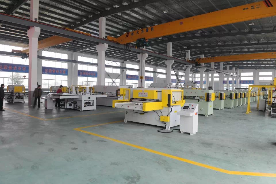 裁断机厂家建议:定制设备前须明确这5项需求 裁断机厂家建议:定制设备前须明确这5项需求