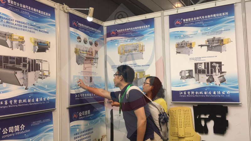 小料机,模切机,裁切机,裁断机 小料机,模切机,裁切机,裁断机