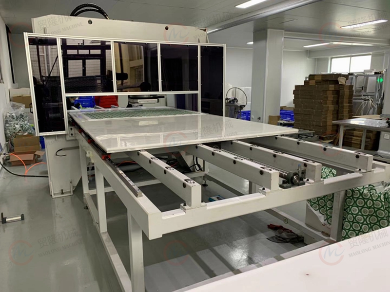 裁断机厂家怎么样购买更划算? 裁断机厂家怎么样购买更划算?